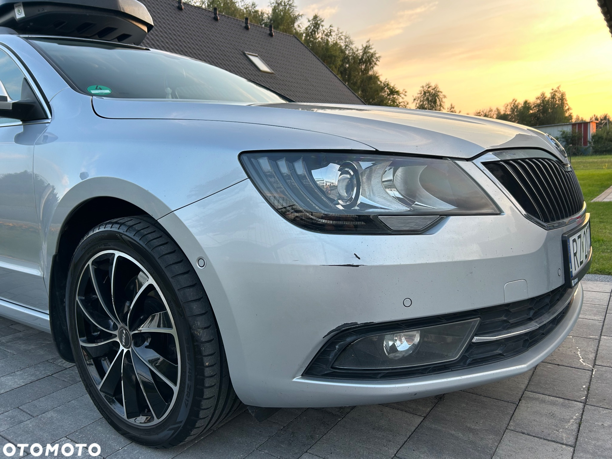 Skoda Superb 2.0 TDI Ambition DSG - 12