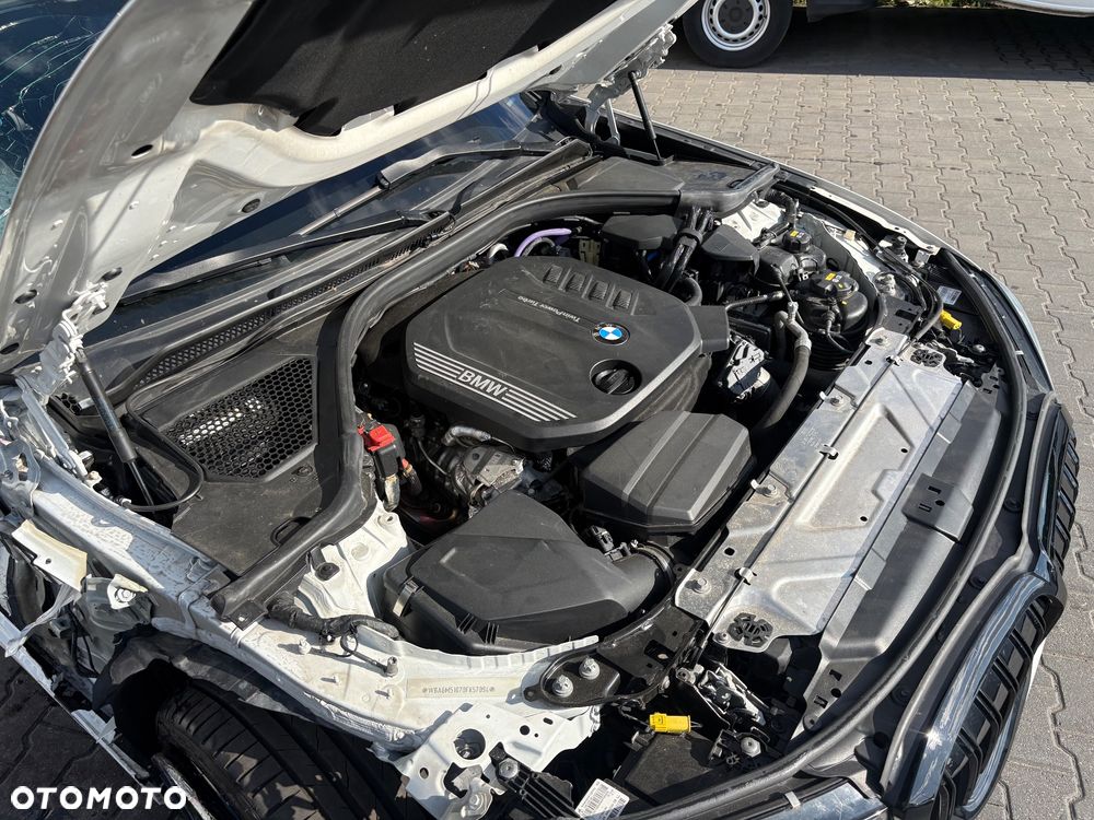 BMW Seria 3 316d mHEV - 26