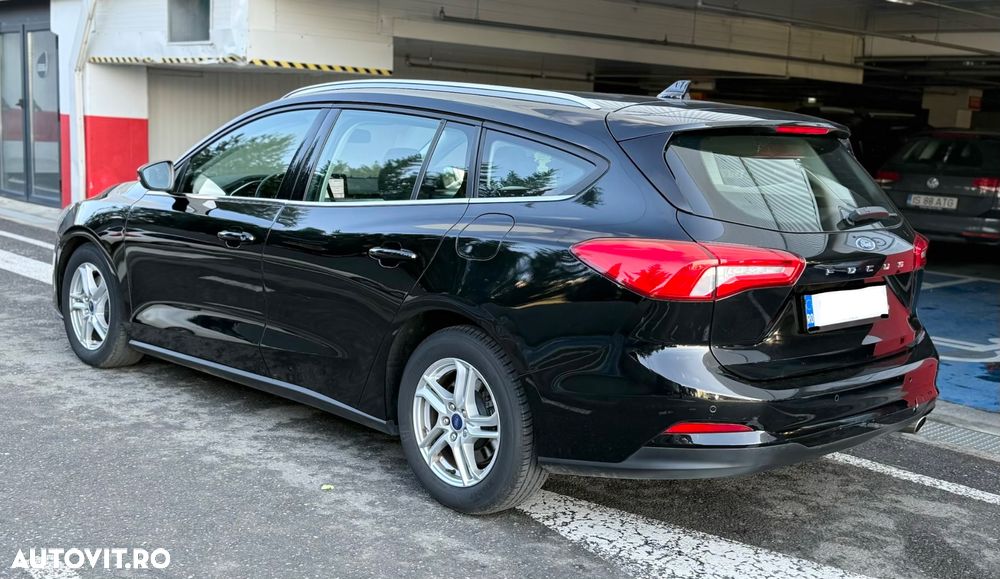 Ford Focus 1.5 EcoBlue Start-Stopp-System Aut. COOL&CONNECT - 4