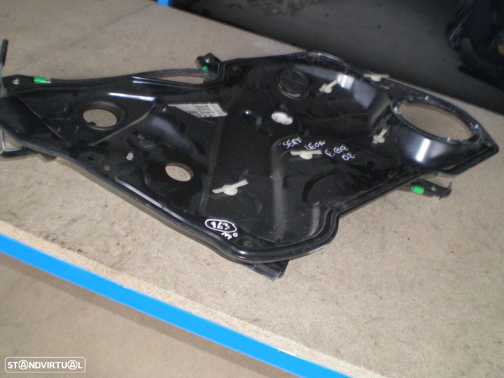 Elevador Sem Motor 1M0837755 SEAT LEON 2000 5P FE SEAT LEON 2005 1.9 TDI 110CV 5P BRANCO FE - 1