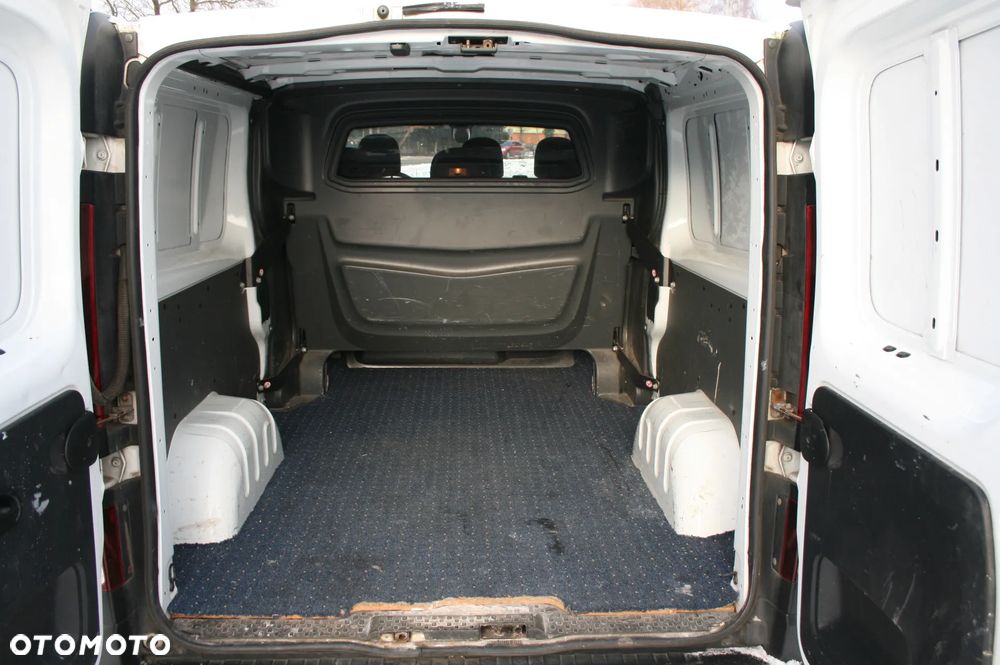 Renault TRAFIC - 4