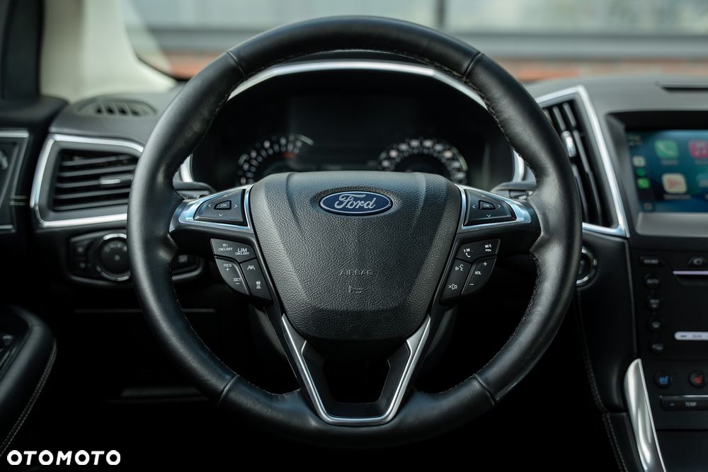 Ford Edge - 30