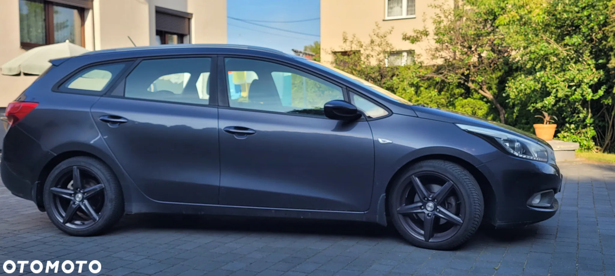 Kia Ceed - 13