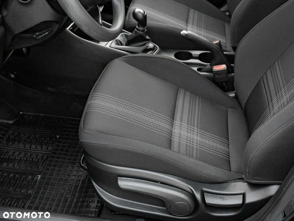 Hyundai i20 1.2 Pure - 11