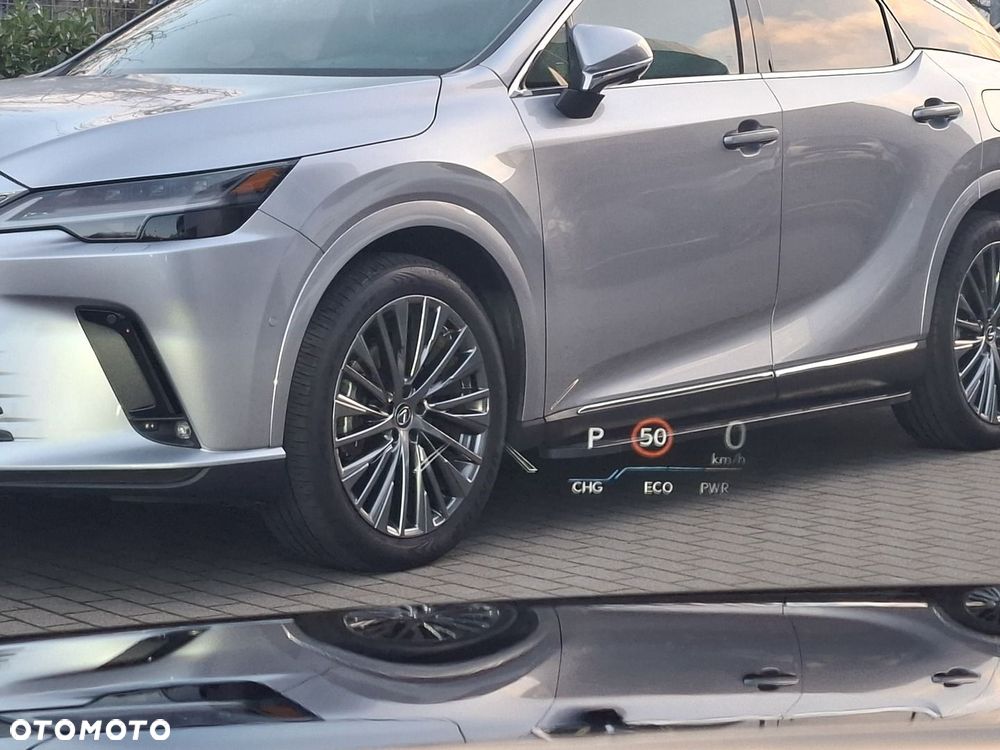 Lexus ES 300h Omotenashi - 39