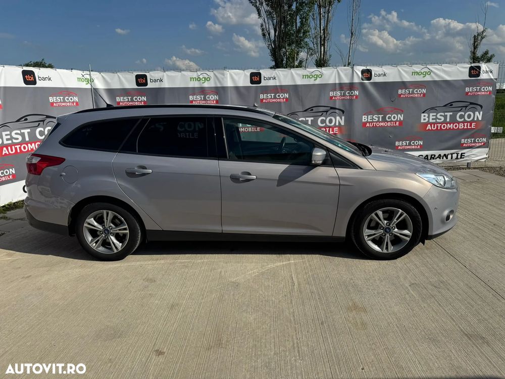 Ford Focus 1.6 TDCI DPF Start-Stopp-System Titanium - 6
