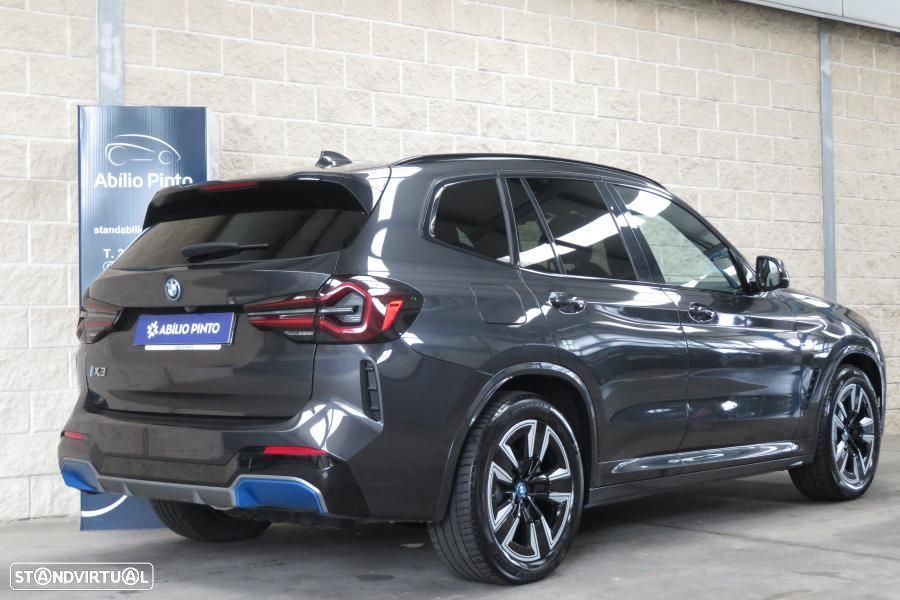 BMW iX3 M Sport Inspiring - 39