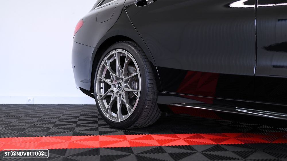 Mercedes-Benz C 220 d 4Matic Station 7G-TRONIC AMG Line - 20