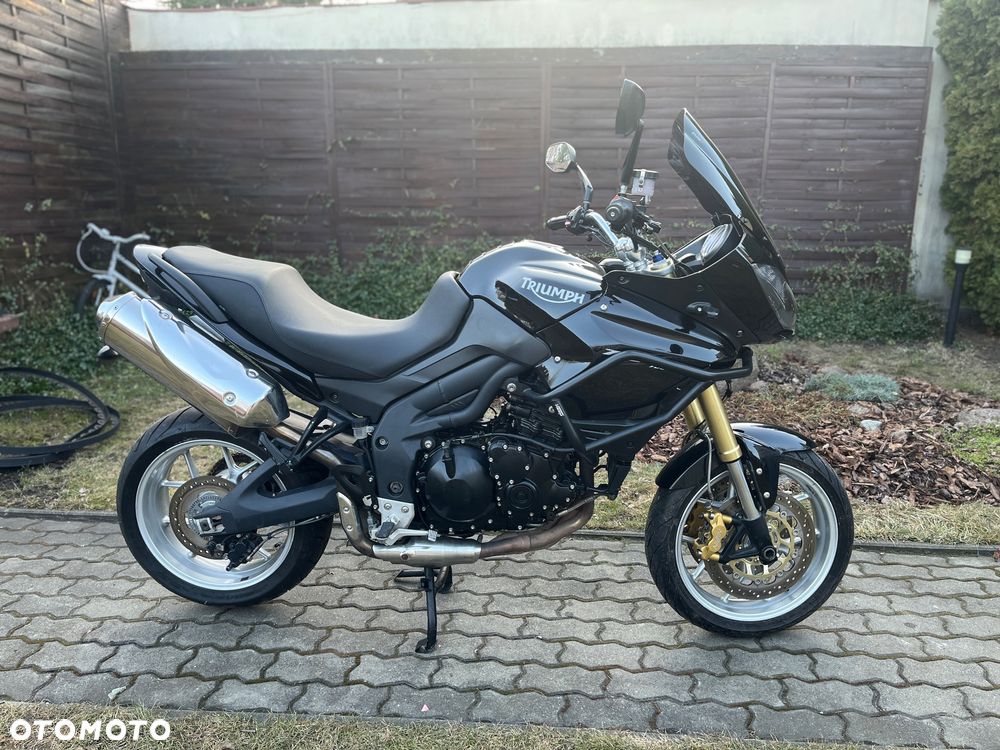 Triumph Tiger - 12