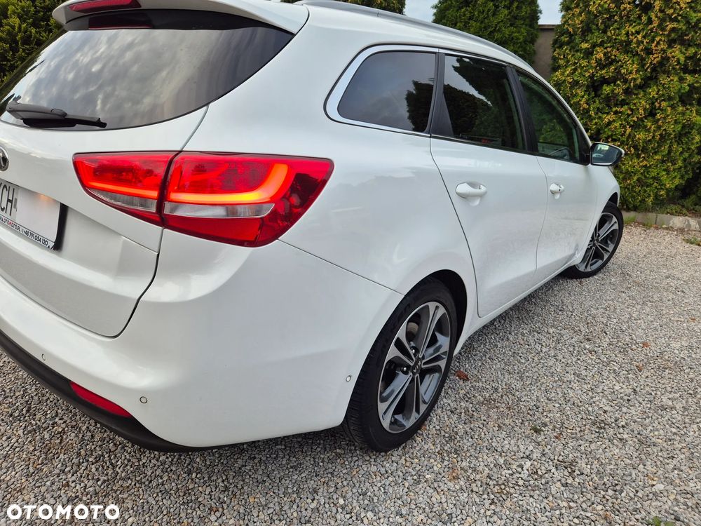 Kia Ceed 1.6 GDI ISG Spirit - 15