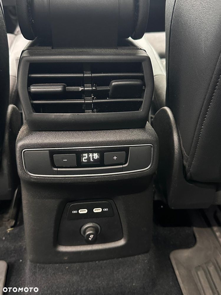 Audi Q4 e-tron 55 82kWh Quattro S Line - 7