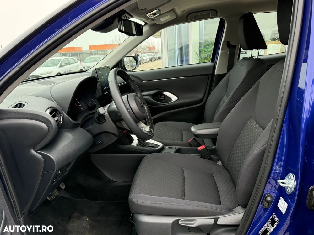 Toyota Yaris Cross 1.5 VVT-i HSD 4x2 Active - 13