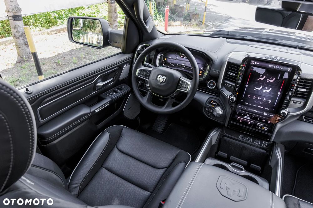 RAM 1500 - 32