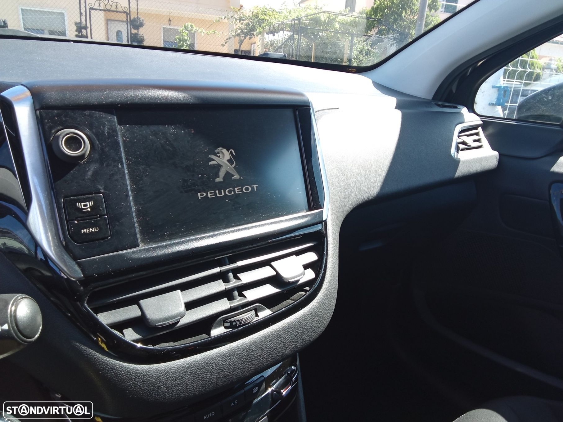 Peugeot 208 1.2 VTi Active - 12