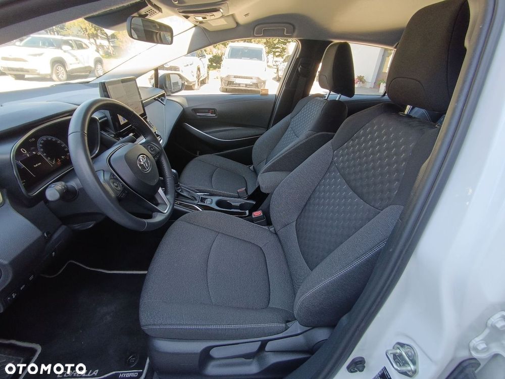 Toyota Corolla - 8