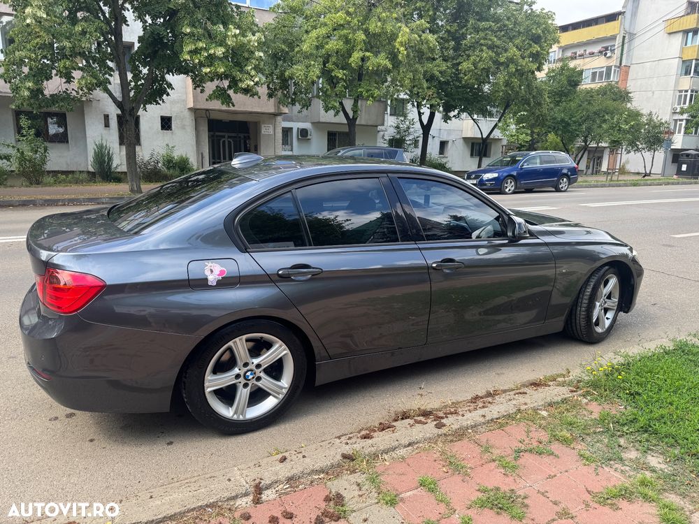 BMW Seria 3 ver-320d-efficient-dynamic-edition-aut-blue-performan - 5