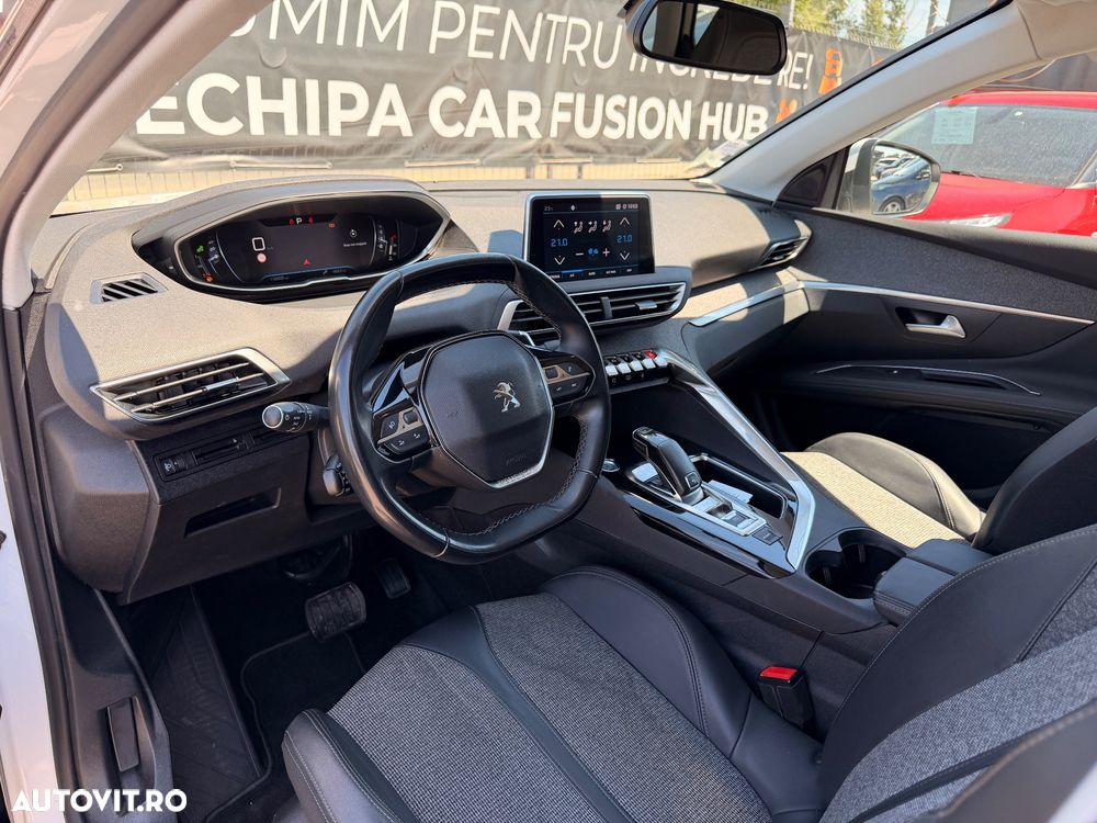 Peugeot 3008 PureTech 130 Stop & Start GPF EAT8 Allure Business-Paket - 9