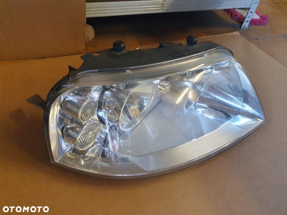 REFLEKTOR PRAWY VW SHARAN SEAT ALHAMBRA EUROPA - 2