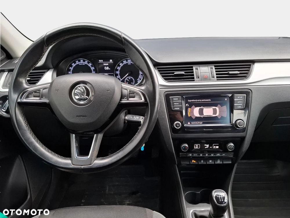 Skoda RAPID 1.6 TDI DPF Ambition - 18