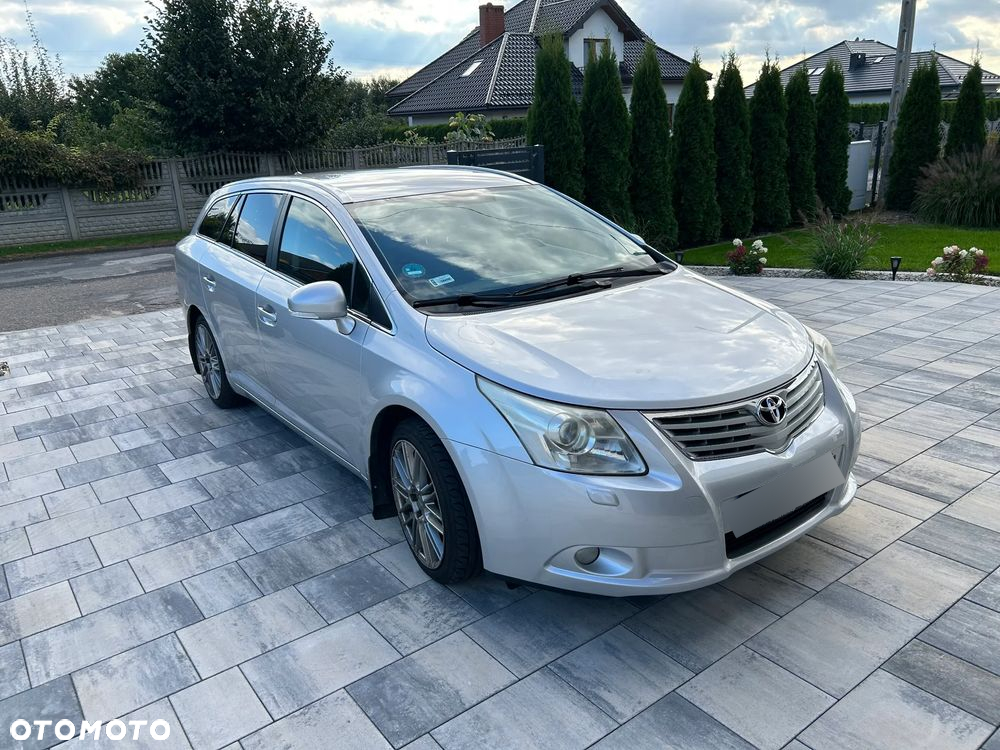 Toyota Avensis 1.8 Sol plus NAVI - 3