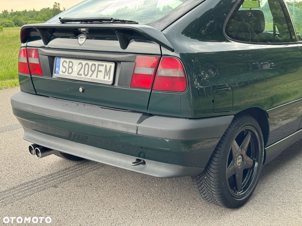 Lancia Delta 2000 - 22