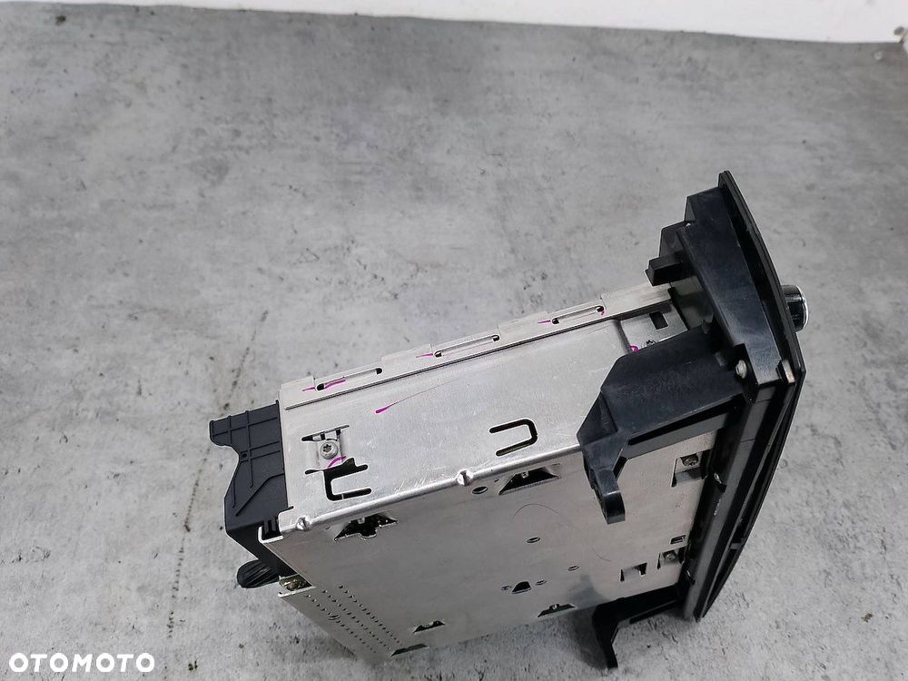 RADIO  BMW E87 65129227498-02  VP9KAF-18C838-BD - 6