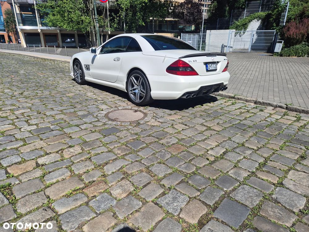 Mercedes-Benz SL 63 AMG - 2