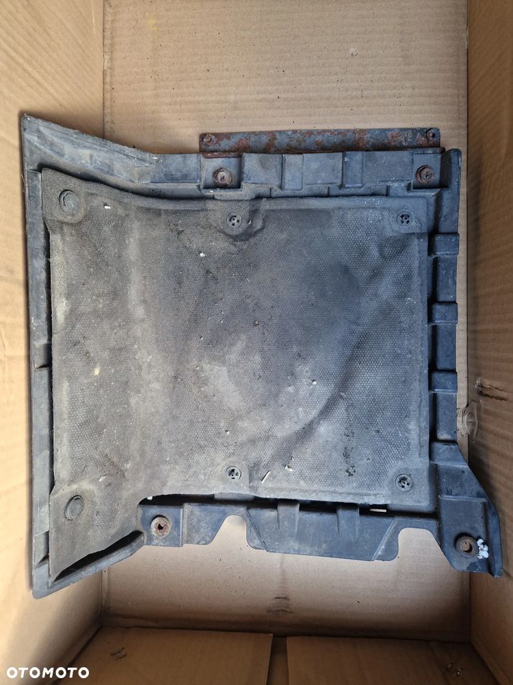 Suzuki grand vitara Osłona skrzyni biegów 11790-67J00 - 2