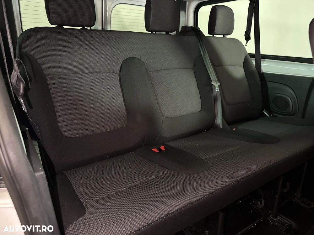 Renault Trafic - 14