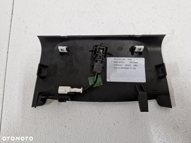 CITROEN DS4 1 I ZAŚLEPKA OSŁONA KONSOLI DESKI OBD DIODA 9670528177 - 2