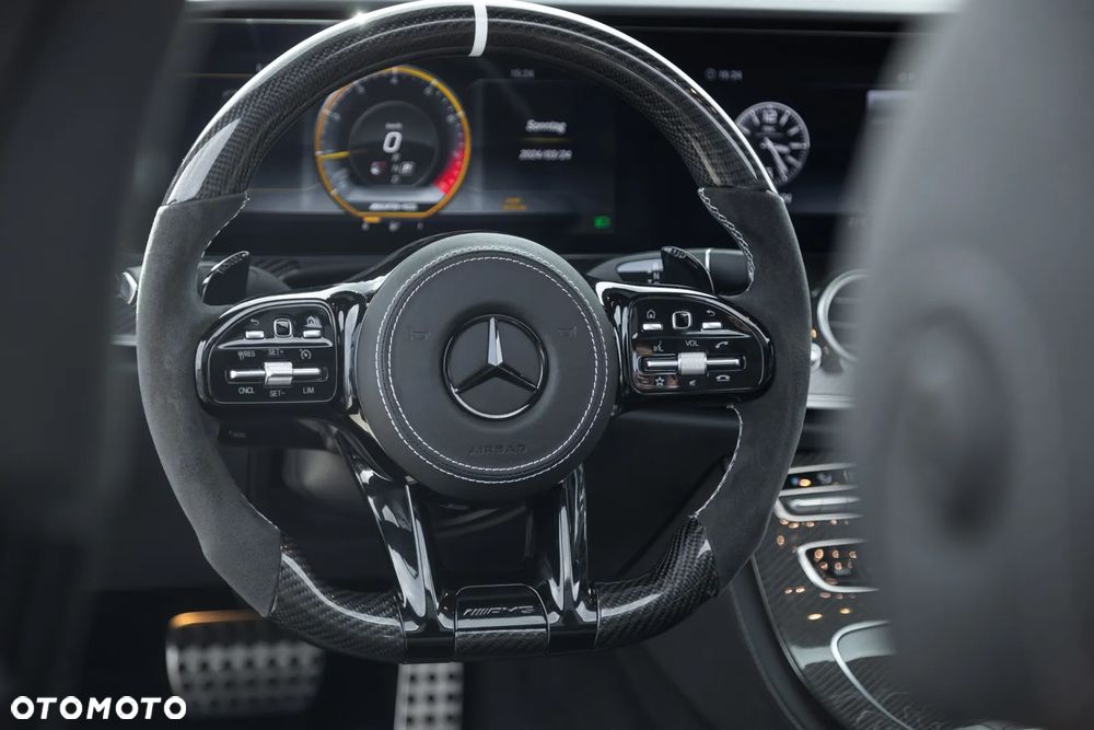 Mercedes-Benz Klasa E AMG 63 S 4-Matic+ - 4