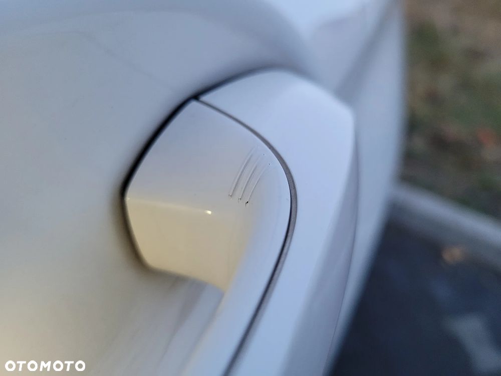 BMW Seria 5 520d Sport Line - 20