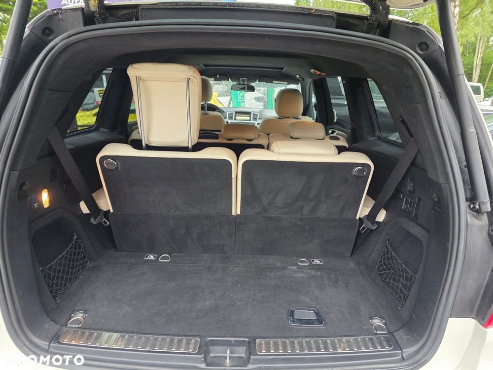 Mercedes-Benz GL 400 4Matic 7G-TRONIC - 29