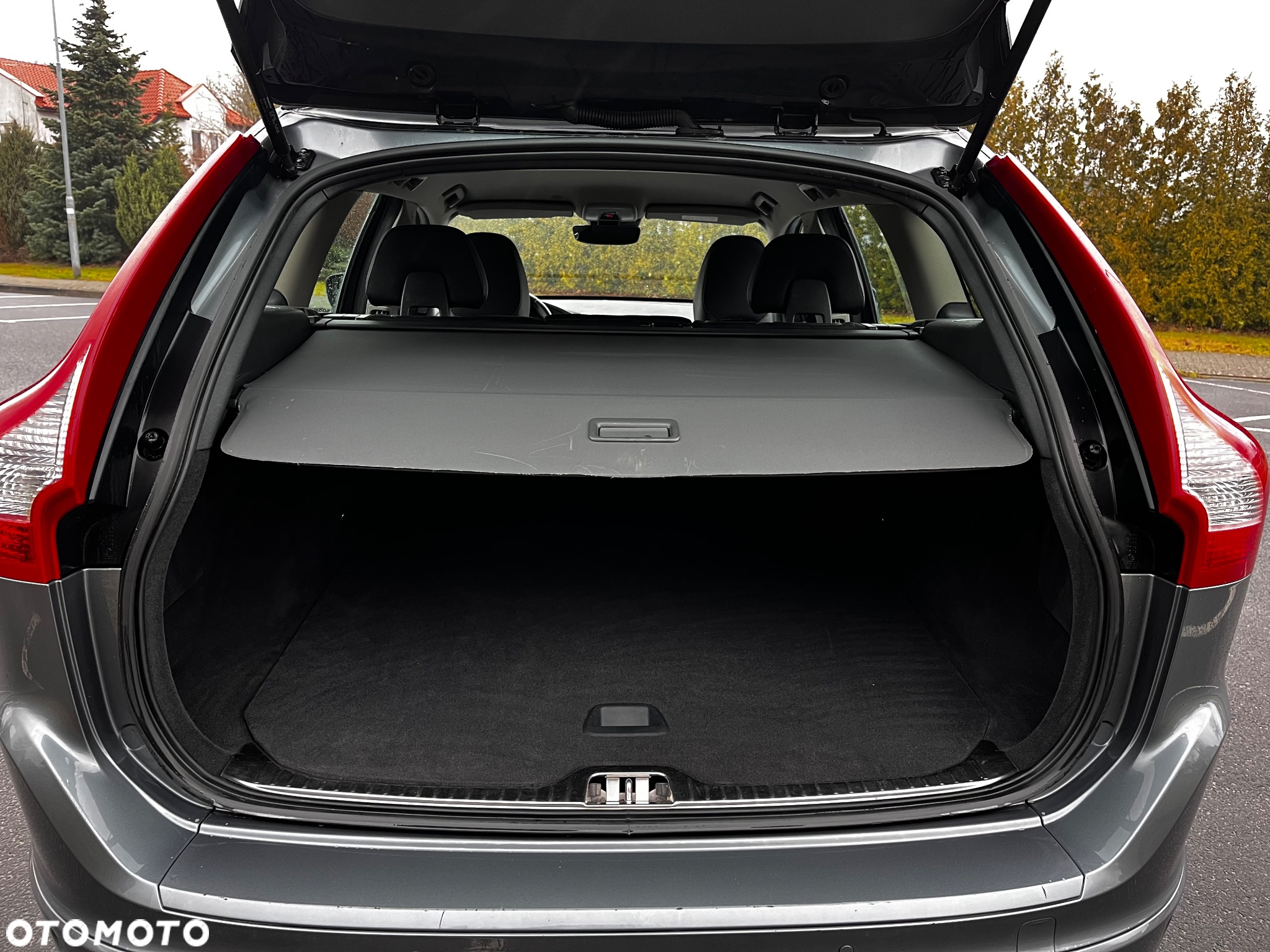 Volvo XC 60 D3 Drive-E Momentum - 32