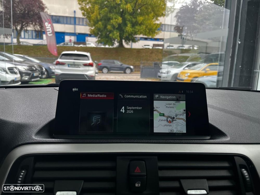 BMW 218 i Coupe Line Luxury Auto - 12