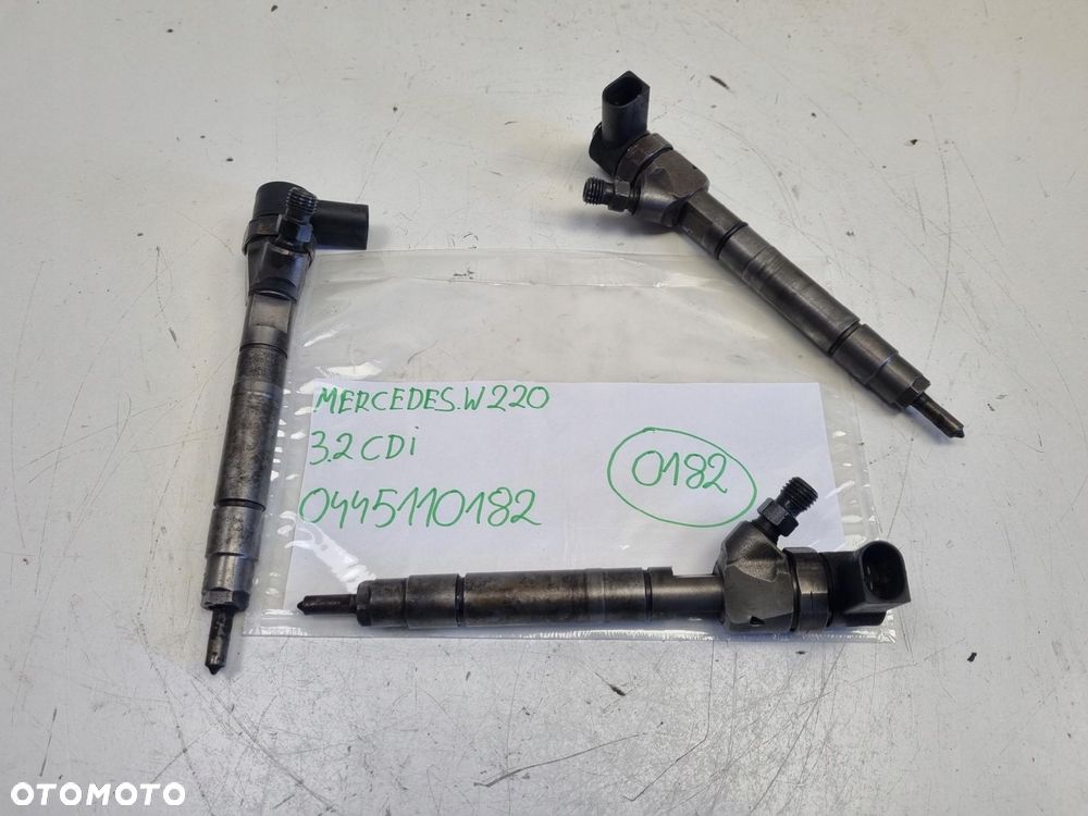 WTRYSKIWACZ Mercedes Sprinter 903 2.2 CDI _ wtrysk 0445110182 - 2