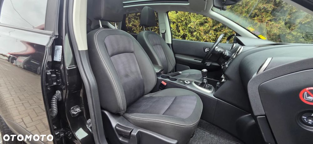 Nissan Qashqai 1.6 dCi 4 x 4 DPF Start/Stop tekna - 39