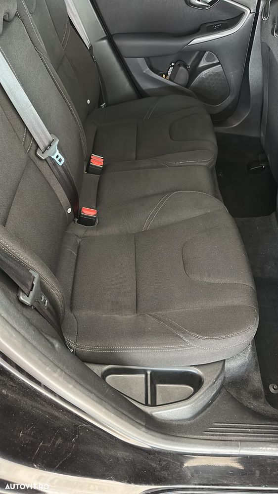 Volvo V40 D2 Aut. Basic - 10