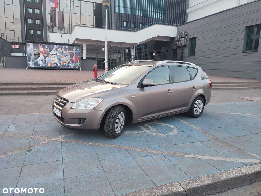 Kia Ceed 1.4 CVVT LX Basis - 7