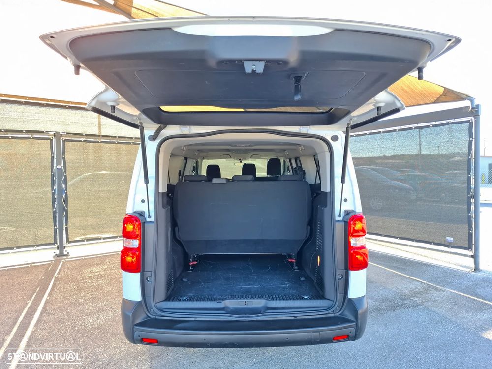 Opel Vivaro 2.0 CDTi L3H1 Essentia - 32