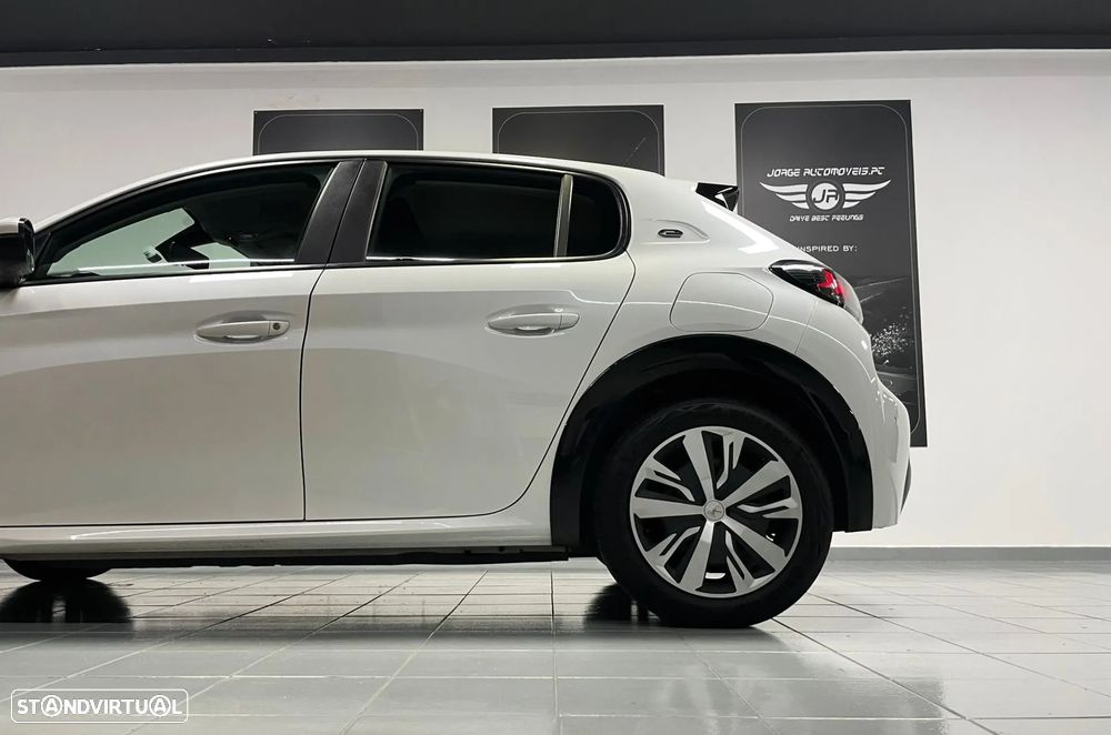 Peugeot e-208 50 kWh Active Pack - 12