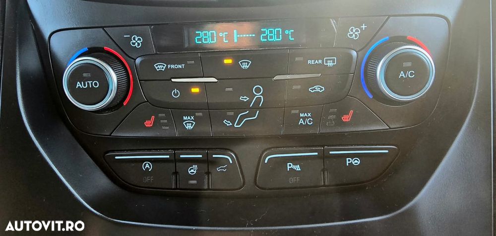 Ford Kuga 2.0 TDCi 4x4 Aut. Titanium - 16