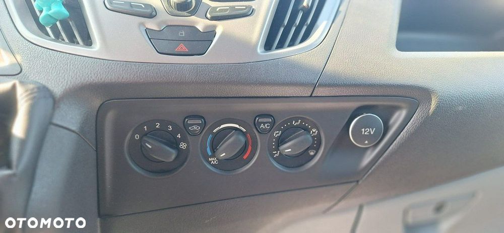 Ford Transit Custom - 13