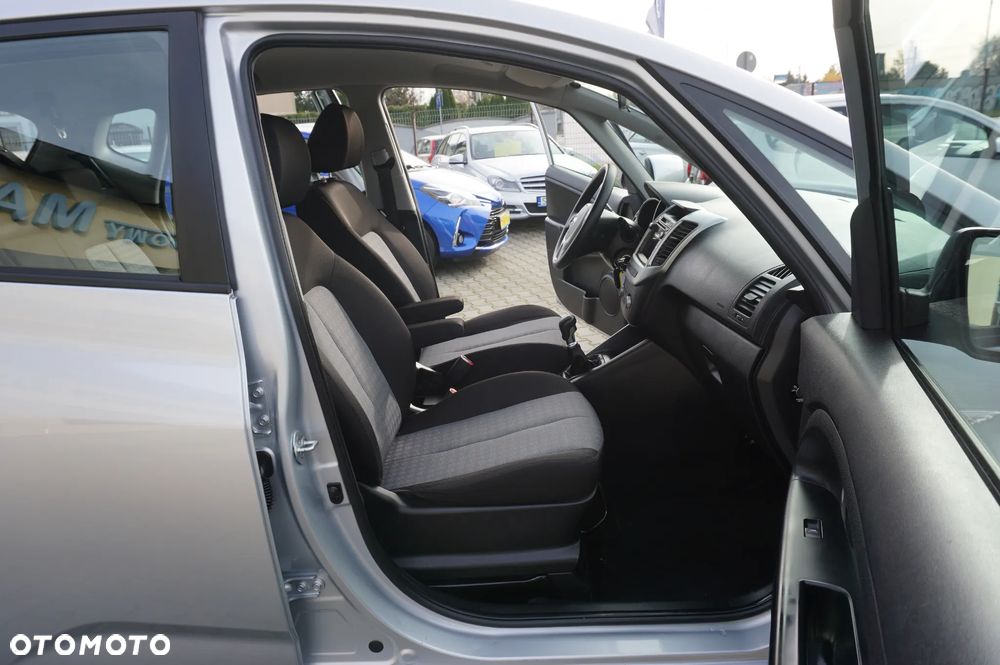 Kia Venga 1.4 Business Line - 25