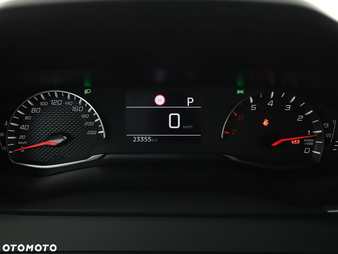 Peugeot 2008 PureTech 130 EAT8 Allure - 22