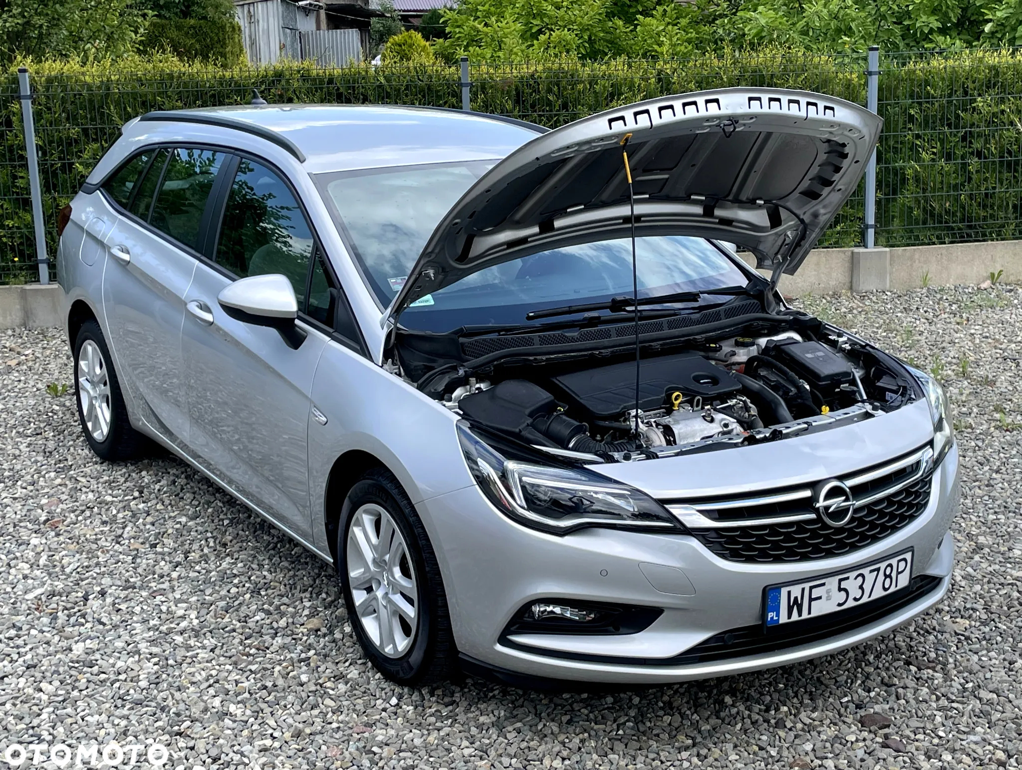 Opel Astra IV 1.6 CDTI Sport - 24
