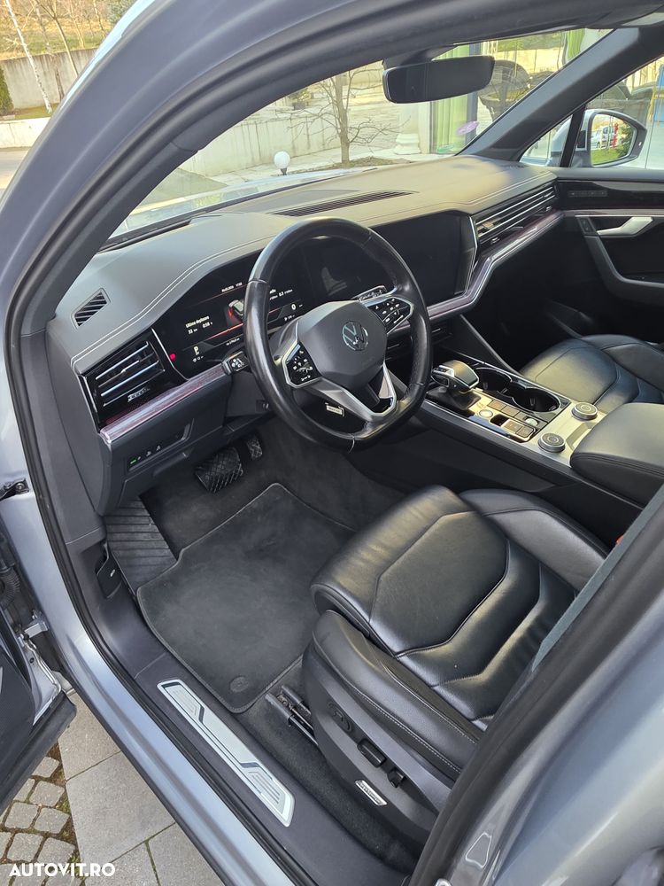 Volkswagen Touareg - 8
