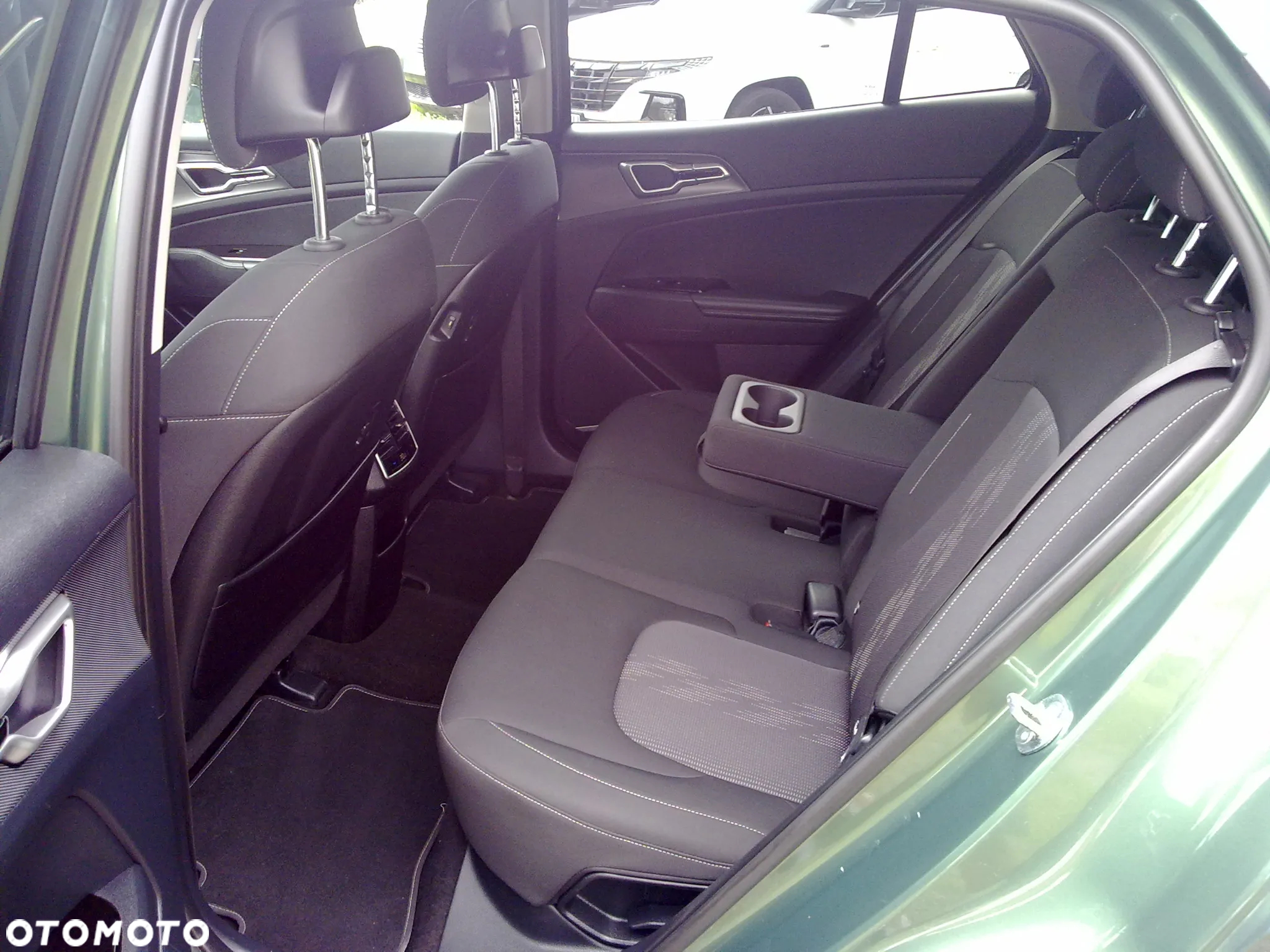 Kia Sportage 1.6 T-GDI PHEV Business Line 4WD - 17