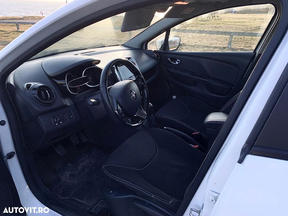 Renault Clio - 5