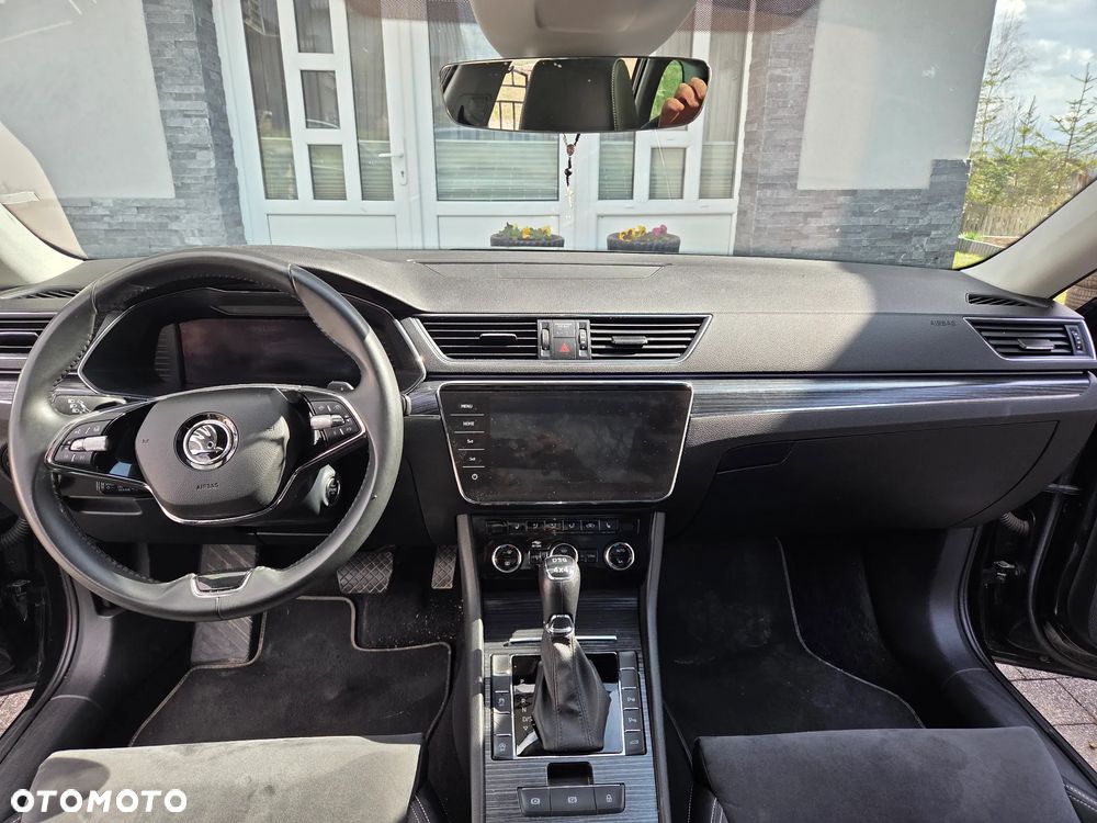 Skoda Superb 2.0 TDI 4x4 DSG Style - 10